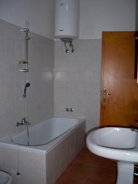 B&B Il Pantanello Рокка-ди-Папа Экстерьер фото